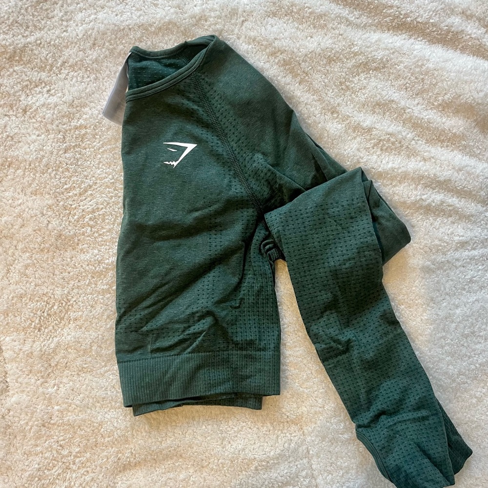 Gymshark Long Sleeve Crop -Like New
